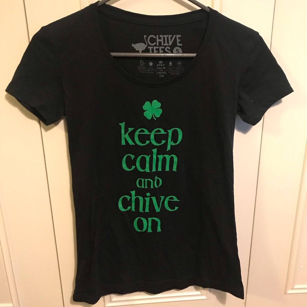 Irish Keep Calm and Chive On shirt, size small